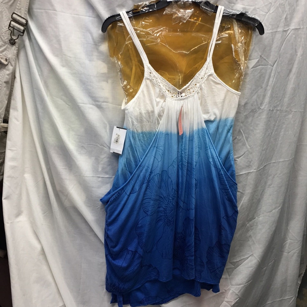 Language dress - Picture 3 of 5